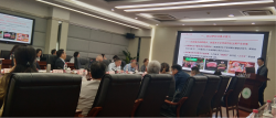 2025.4.11参加种草养猪会议 2X.png